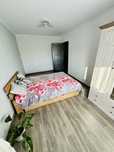 Apartament 3 camere decomandat , renovat , mobilat , parcare