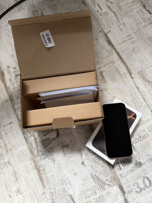 Iphone 16 pro 128 gb desert titanium