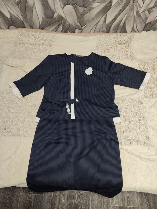 Костюм женский новый