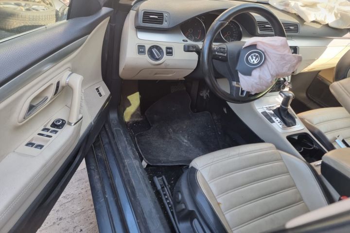 Rulou portbagaj electric Volkswagen VW Passat CC 1 [2008 - 2012] 2.0