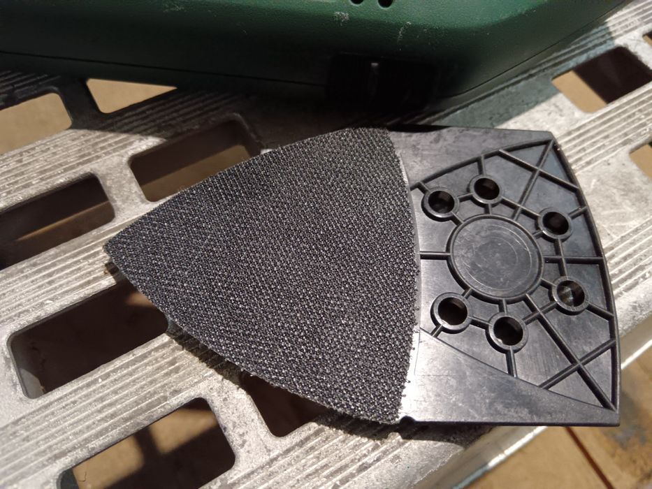 Șlefuitor BOSCH PDA 120e cu turație variabilă