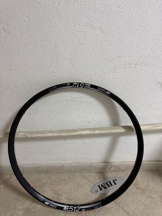 Crankbrothers synthesis 27.5,ride alfa r27