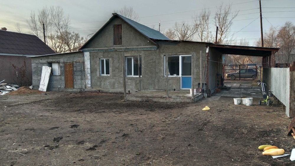 Продаётся дом в поселке Новодолинский