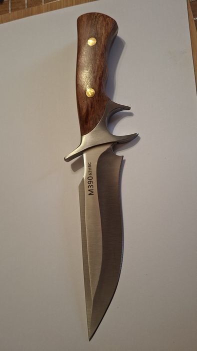 Cuțit vânătoare , camping , drumeție 25.5cm