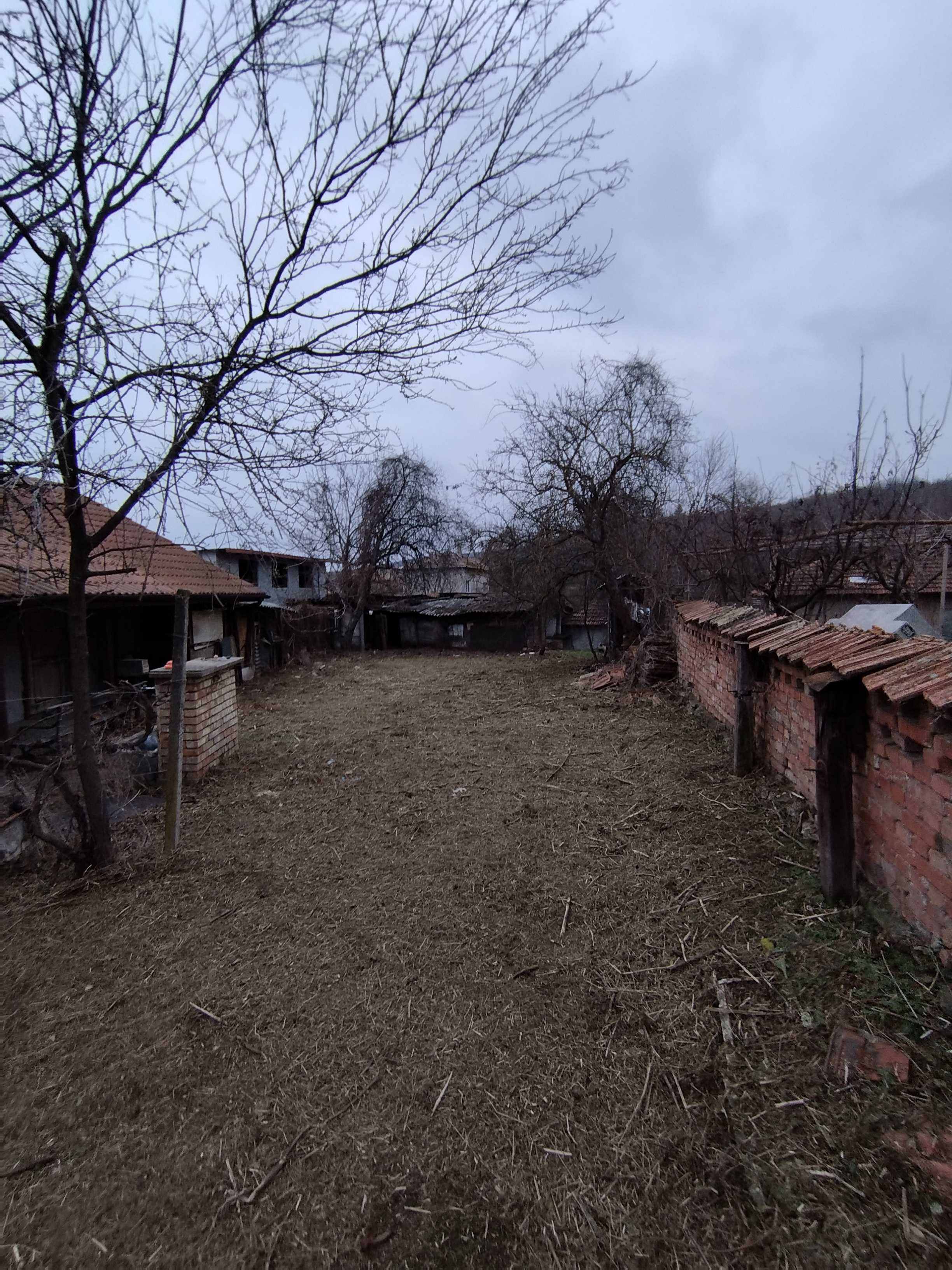Продавам къща в село мотавица