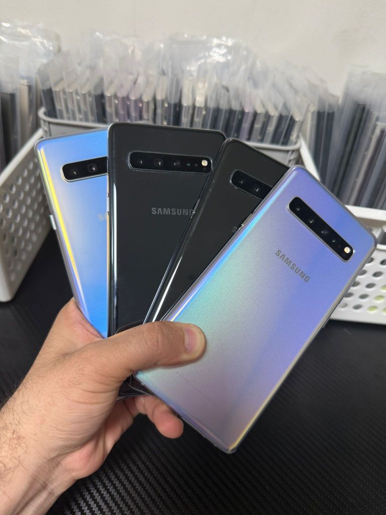 Samsung s10 5 G андроид 11 версия