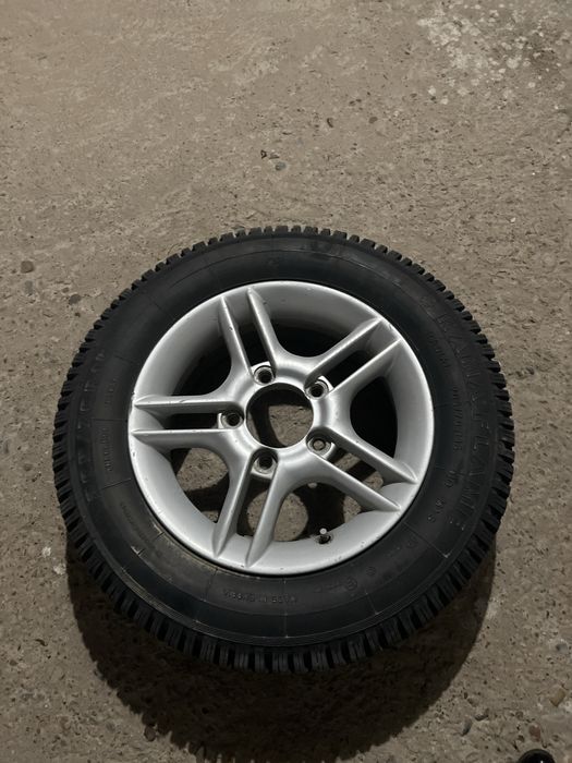 Продаю диска r16 срочно