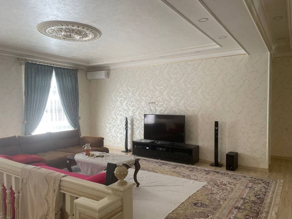 Dom prodaja  на: Бадамзар махалла 4 sotok 350m2