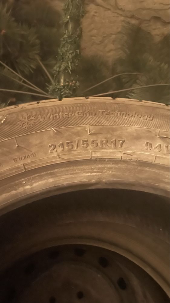 Колеса зимние есть еще с диском