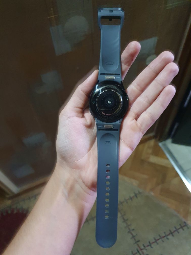 Galaxy watch 6 (40mm)