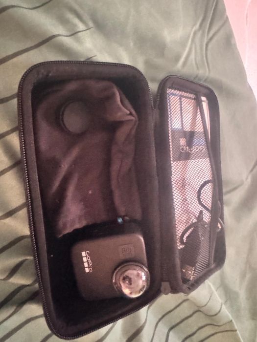 Camera Go Pro Max 360 cu card 256G si cititor incluse