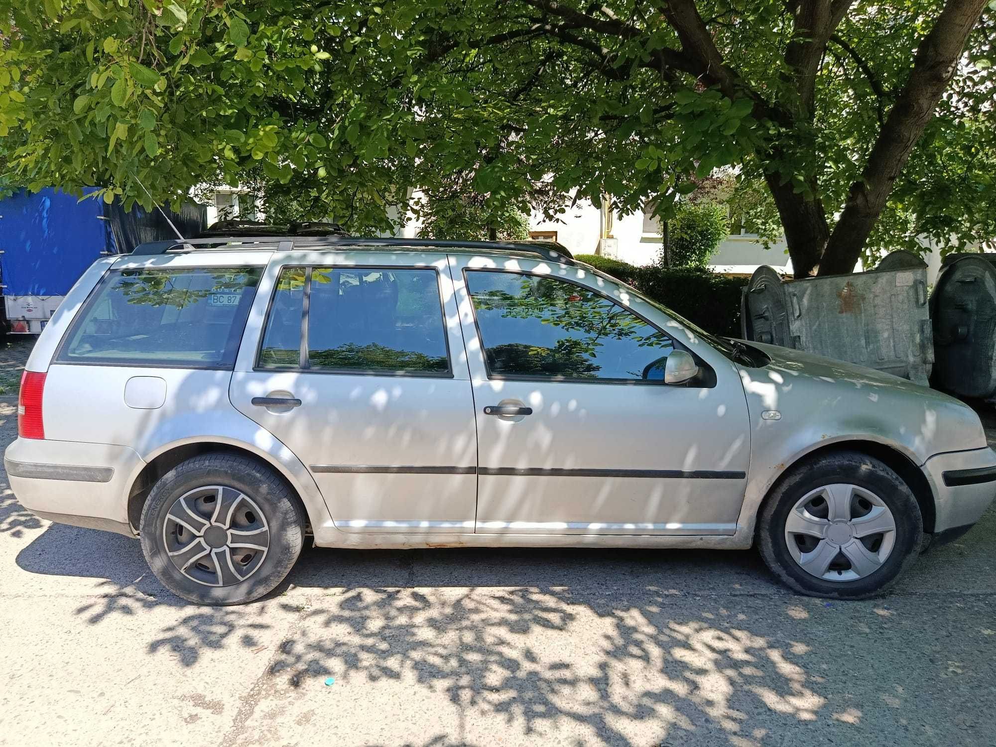 Vând volkswagen golf 4