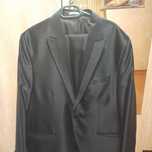 Costum barbatesc aproape nou