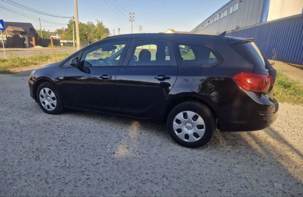 Opel Astra J 1,7 cdti