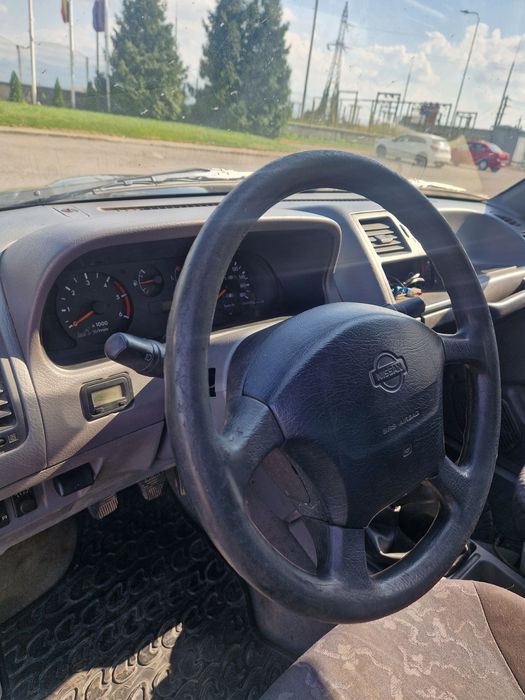 Vând Nissan Terrano 2 autoutilitara înmatriculat.