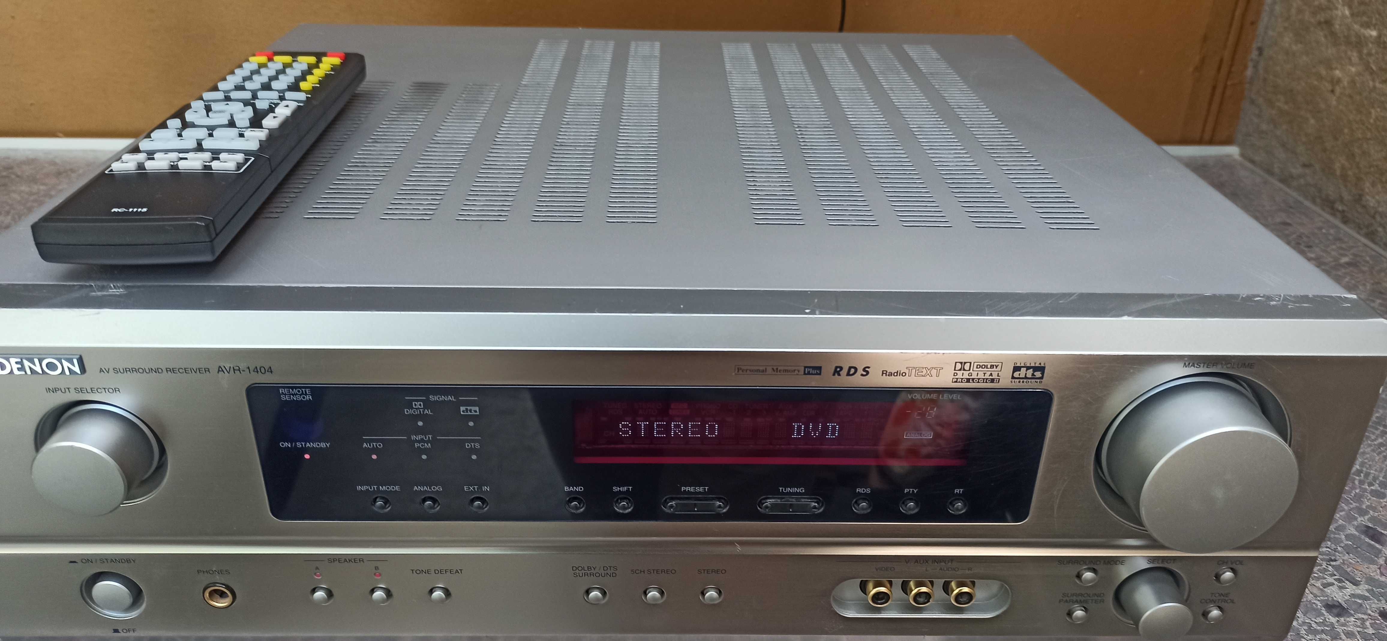 Denon AVR-1404 5.1 канала с дистанционно