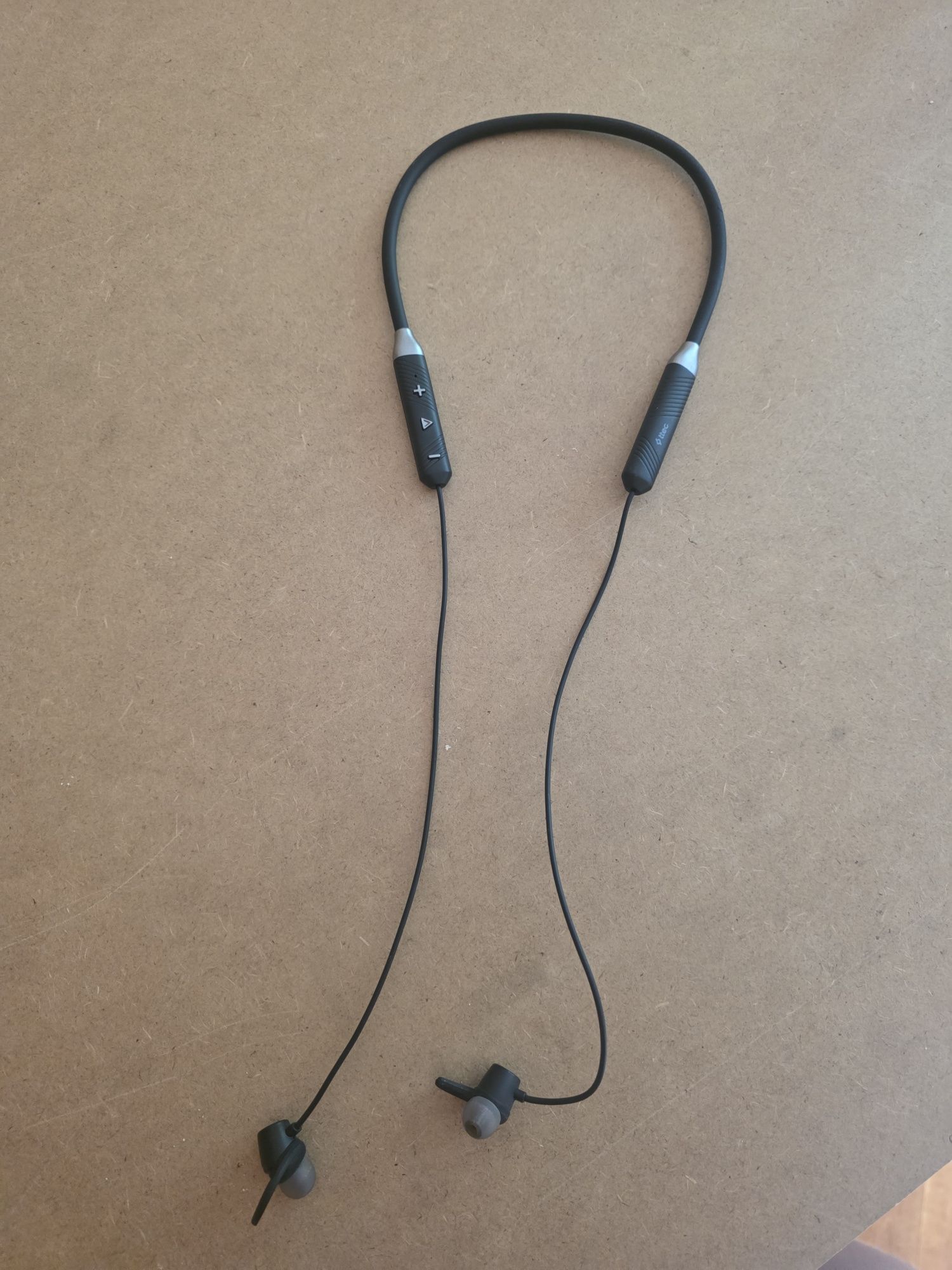 Продавам слушалки Ttec Bluetooth