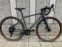 TRIBAN Gravel Bike 120 - Disc Brakes, Carbon fork, 1x10 speed