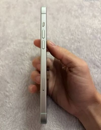 Iphone 15 green 128gb 91% батерия