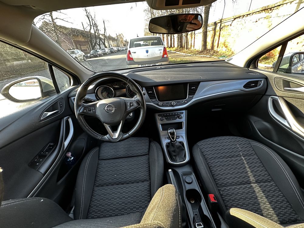 Opel Astra 1,6 D 110Hp