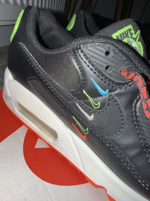 Nike Air Max 90 Worldwide Edition