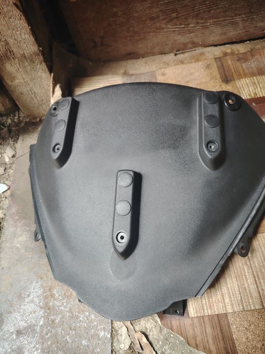 vând parbriz piaggio mp3