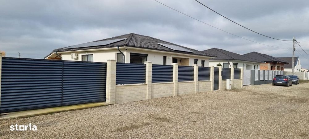 Casa de vanzare in Sintandrei, Locuinta moderna si independenta energe