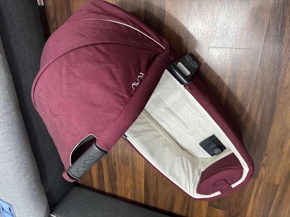 Landou NUNA Mixx Carrycot (Berry)