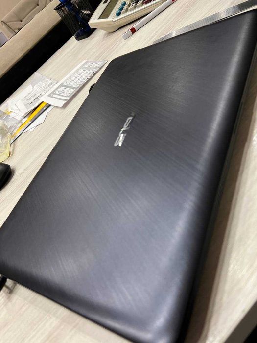 Ноутбук ASUS i3 (model: X543u)