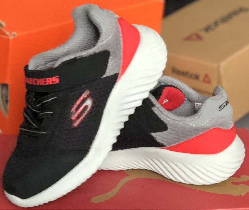 Adidasi Skechers marime 26