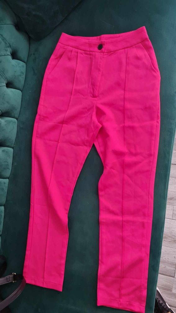 Superbi pantaloni s/m!