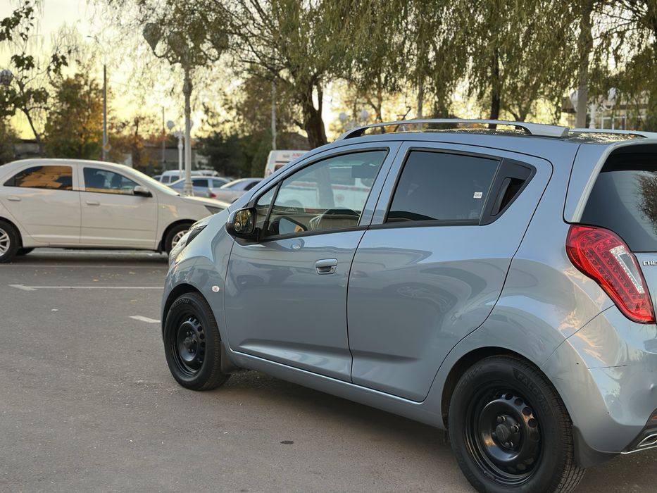 spark sotiladi 2017 yil Aftamat 1.25 mator zavod metan gaz