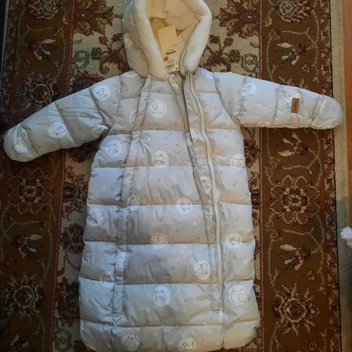 Sac bebelus nou-nascut