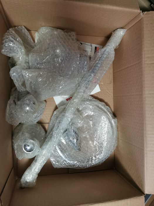 Accesorii baie - Portprosop rotund si tip bara, cuier