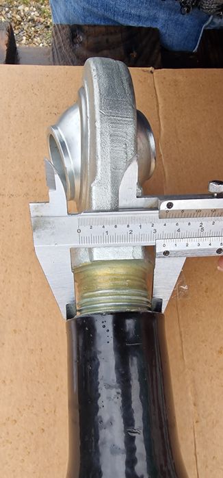 Tirant stabilizator central tractor catg 3 .620 mm închis deschide 240