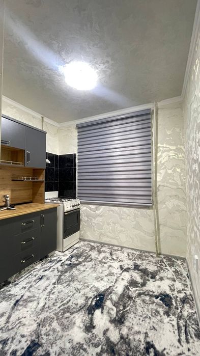 2 хонали евро тамирланган квартира 3 каватдан  сотилади Нихол кальцо