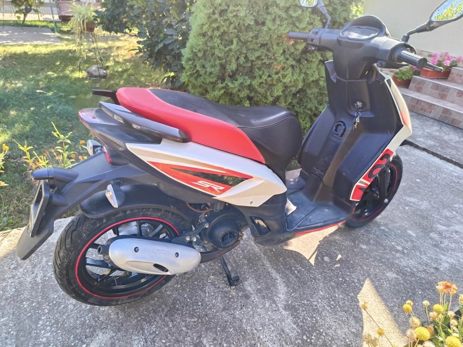 Scuter Aprilia Sr Motard