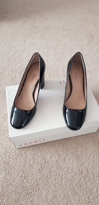 Pantofi  lacuiti cu toc, Esprit, culoare negru, mărimea 37