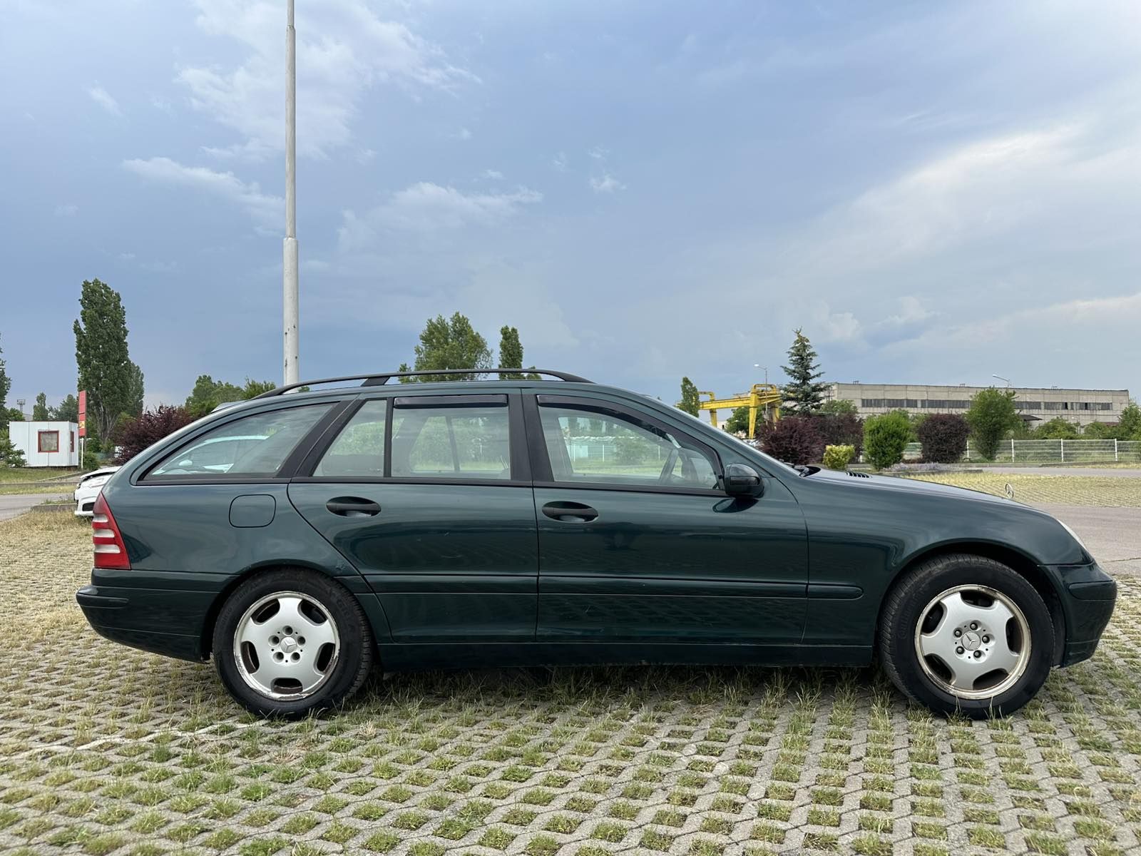 MERCEDES C240 4MATIC. ГАЗ 4Х4. Отлично техническо състояние.