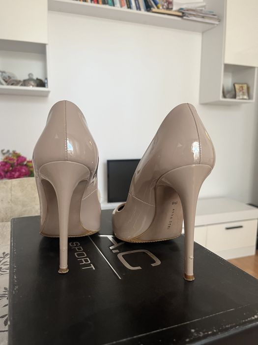 Pantofi Anna Cori piele lacuita 38