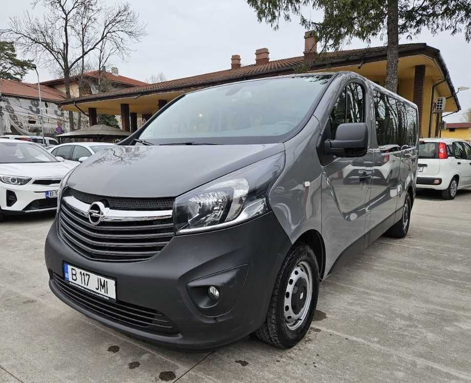 Inchirieri auto microbuz 8+1  Cluj