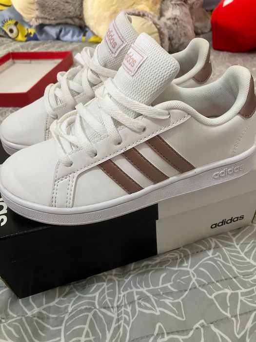 Adidas copii nr 32 33 unisex