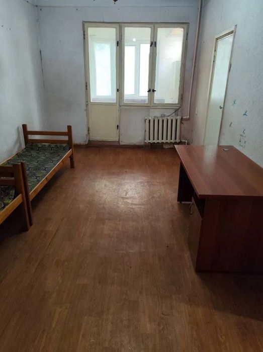 ^2/2/4 Чиланзар 8 квартал Отличная локация Хороша Цена Продаётся