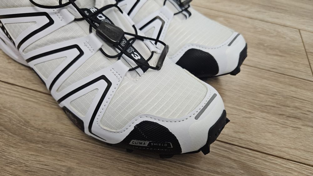 Продават се мъжки обувки  Solpmon speedcros 3