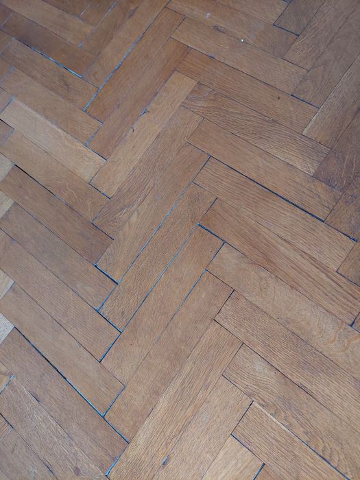 Дъбов паркет употребяван рибена кост