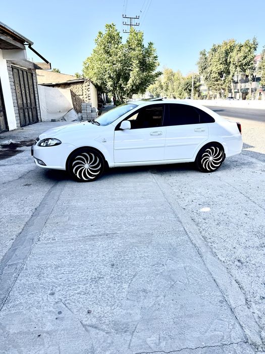 R18 diska balon sotiladi