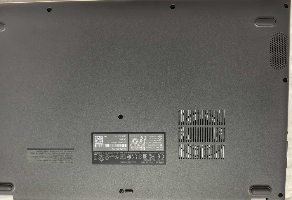 ASUS VivoBook 15 X515EA