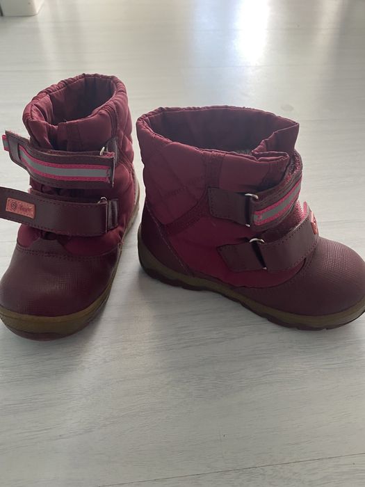 Продам детскую обувь