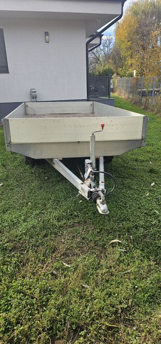 Vand remorca tandem 2 Axel de 2 tone 
An fabricatie 2000
Adusa recent