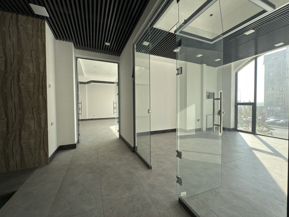 Сдается помещение на Паркентском, под коммерцию 720м2